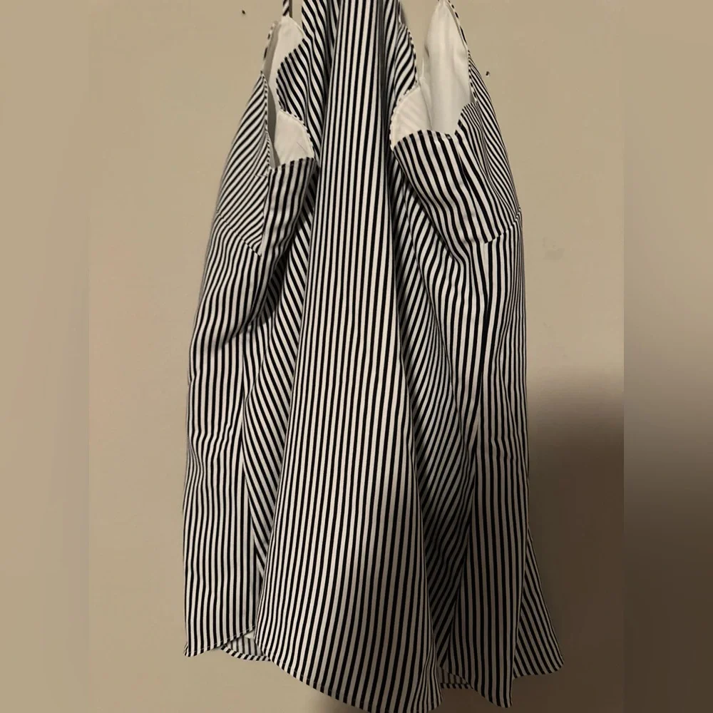 NWT J. Crew Navy & White Striped Scalloped Top Camisole - Picture 12 of 13